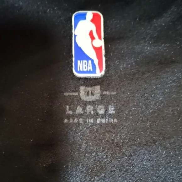 NBA Lakers LeBron James Shirt - Picture 3 of 5
